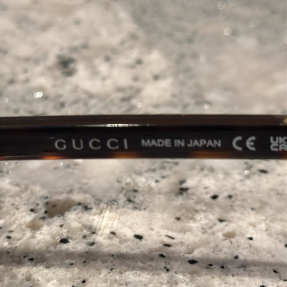 Gucci GG0529S 002 Unisex Sunglasses includes two sets of lenses - Picture 3 of 6